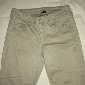 American Eagle super stench jegging khakis